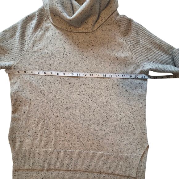Athleta Cashmere Cowl Neck Sweater High-low Oversized Light Gray size Medium - Picture 7 of 12